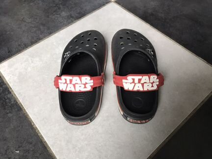 Crocs 11