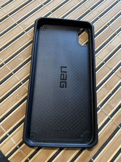 Чехол UAG Monarch для XS Max