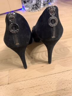 Черные туфли Guess почти новые 40-41 размер