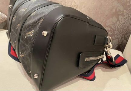 Спортивная сумка Gucci