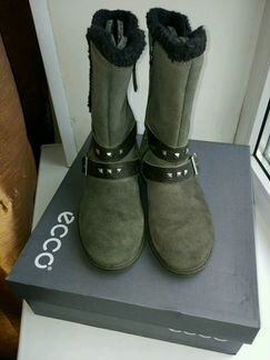 Продам зимние сапоги Ecco для девочки