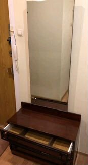 Зеркало с трюмо