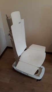 Электрический подъемник для ванны Capri с пультом