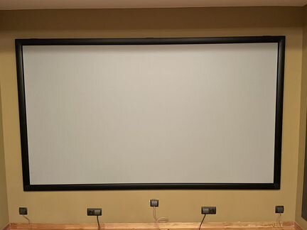 Экран для проектора