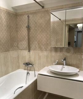 2-к квартира, 65 м², 4/10 эт.