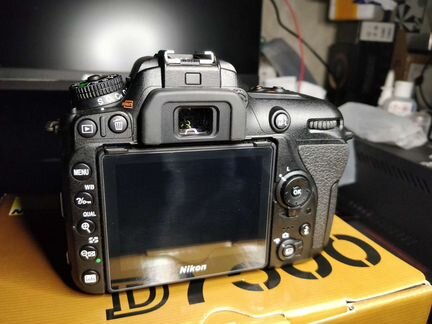 Фотоаппарат Nikon D7500 body на гарантии как новый