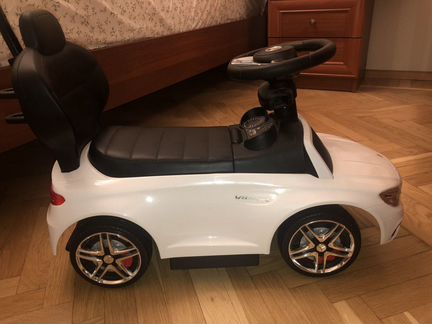 Машинка-каталка tommy mercedes