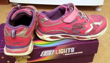 Кроссовки для девочки