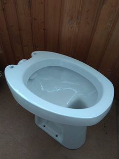 Унитаз новый без бачка