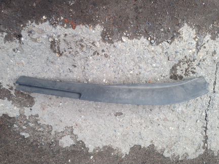 Тойота Авенсис юбка бампера 03-06 г. правая