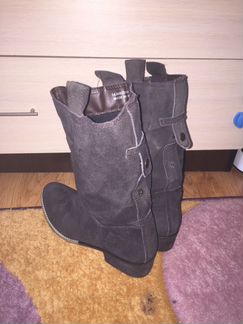 Сапоги демисезонные новые. Натуральная замша