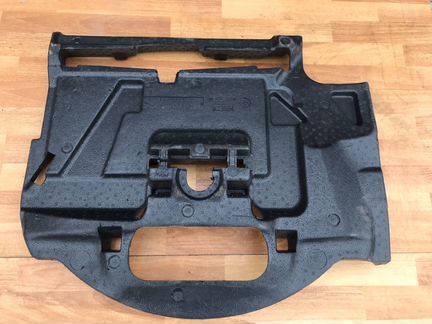 Вещевой пенопластовый лоток Mercedes W166