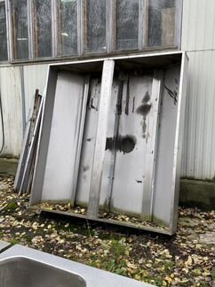 Зонт вытяжной с жироуловителем