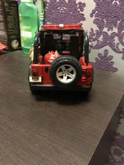 Масштабная модель Внедорожник Jeep Wrangler Rubico