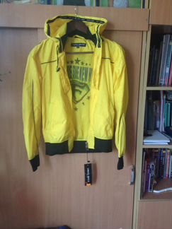 Курточка ветровка р 44-46