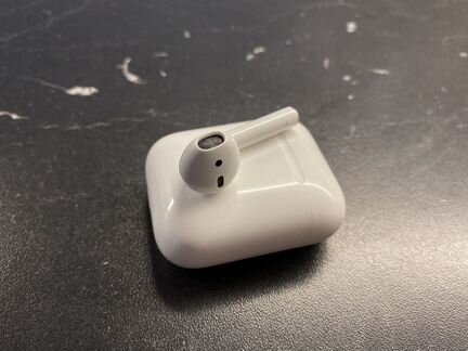 Airpods 2 оригинал левый