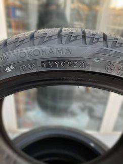Разноширокие шины Yokohama 255/35/19 225/40/19 на