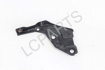 Кронштейн усилителя бампера Toyota Crown Majesta