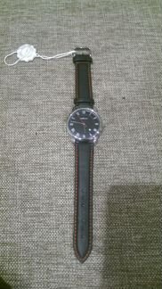 Часы классические новые