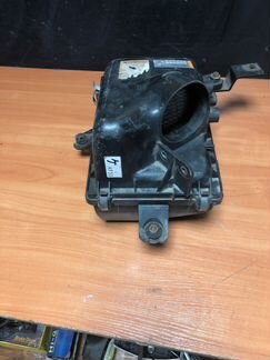 Корпус воздушного фильтра Mazda 323 v6 2.0 1994-98