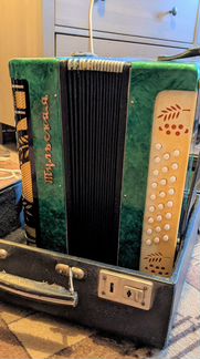 Гармонь тульская