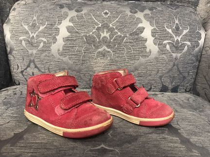 Ботинки детские 22 размер