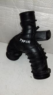 Патрубок интеркулера Туарег 10-17 года 7P0145795C