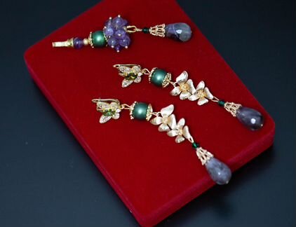 Комплект украшений из натурального аметиста, агата