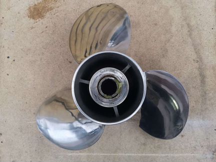 Винт гребной suzuki 3x15x21r