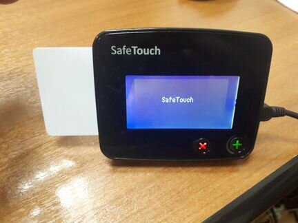 Смарт кардридер SafeTouch