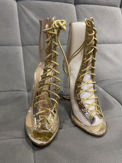 Прозрачные туфли на шнурках