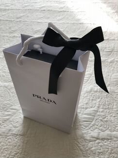 Кошелек Prada женский на молнии. Новый. Оригинал