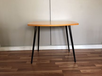 Стол журнальный винтаж