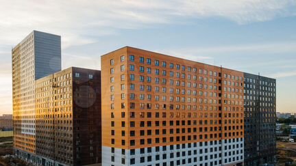 2-к квартира, 71.7 м², 2/25 эт.