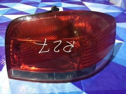 Фонарь задний правый внешний Ауди А3 8П
