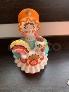 Дымковская игрушка(Барыня с петухом)