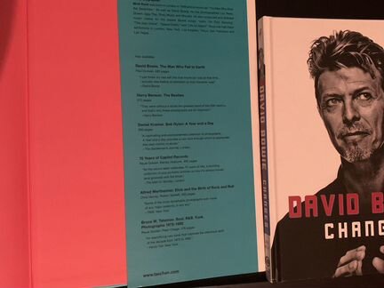Книги о Дэвиде Боуи подарочные новые
