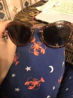 Солнцезащитные очки Miu Miu