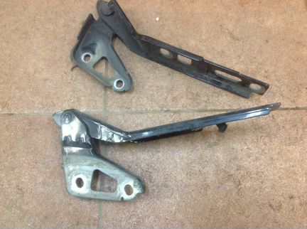 Петли капота ауди Q-7