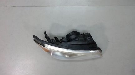 Фара (передняя) правая KIA Cerato, 2006