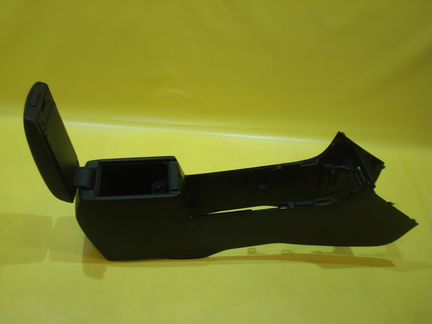 Центральный тоннель подлокотник Мазда 6 GH 07-12г