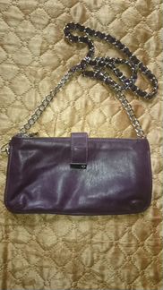 Кожаная сумка с ремешком через шею