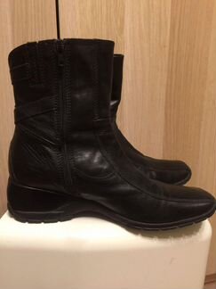 Полусапожки женские Clarks. made IN romania