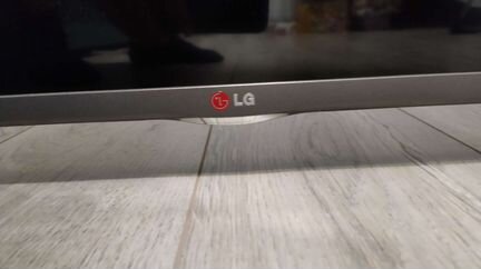 Телевизор LG32LB563V