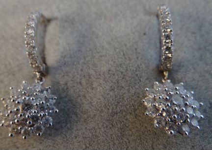 Красивые Серьги с Бриллиантами Золото 750