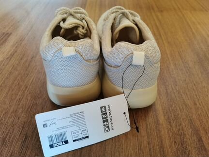 Новые кроссовки Твое р. 41