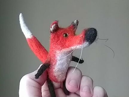 Валяная пальчиковая игрушка