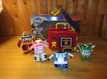Игрушки-трансформеры Robocar Poli