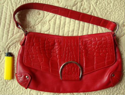 Сумка Piel Bovina из Испании Grupo Inditex Красная