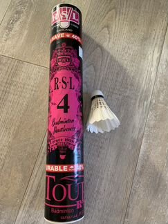 Перьевые воланы для бадминтона